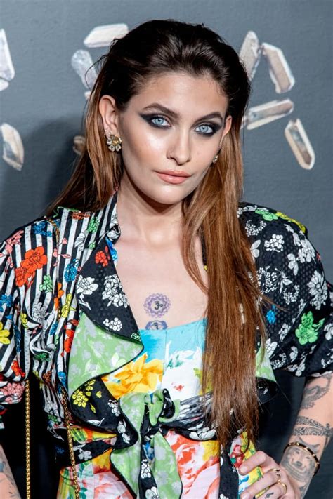 Calm yo tittaaaaysss. after receiving some blowback for the flippant nature of another supporter of michael jackson tweeted to paris, i guess that's what the media wants… is to get a reaction. Paris Jackson: Breaking Down Over New Michael Jackson ...