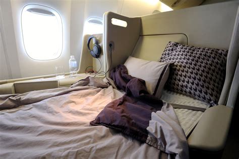 Review Singapore Airlines 777 200ER Business Class Mainly Miles
