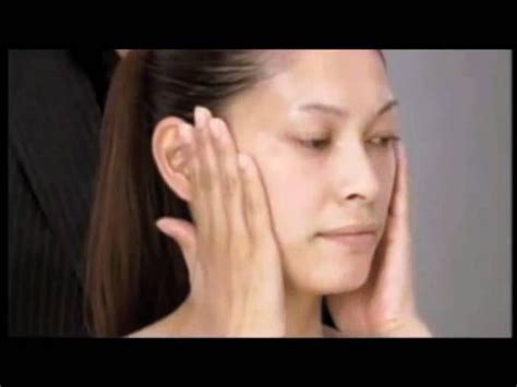 Masaje Facial Contra La Flacidez Un Tutorial De Yukuko Tanaka Face Massage Face Contouring