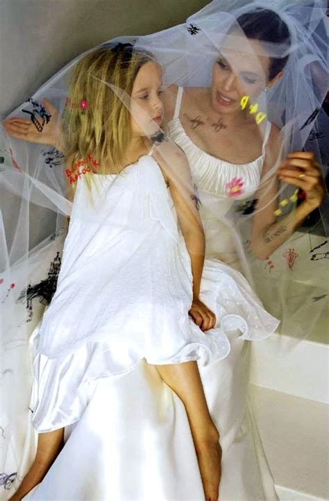I love vivienne so much! Vivienne Marcheline Jolie-Pitt | Angelina jolie, Kleid ...