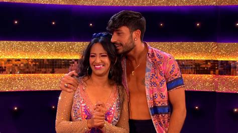 Strictlys Ranvir Singh Admits Shes Thrilled With Giovanni Pernice Romance Rumours As He