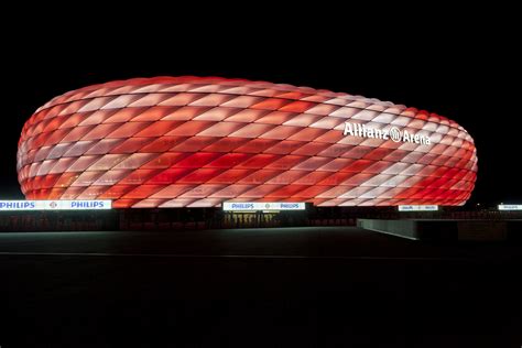Sân vận động allianz (vi); Connected Philips LED lighting for the Allianz Arena: FC ...