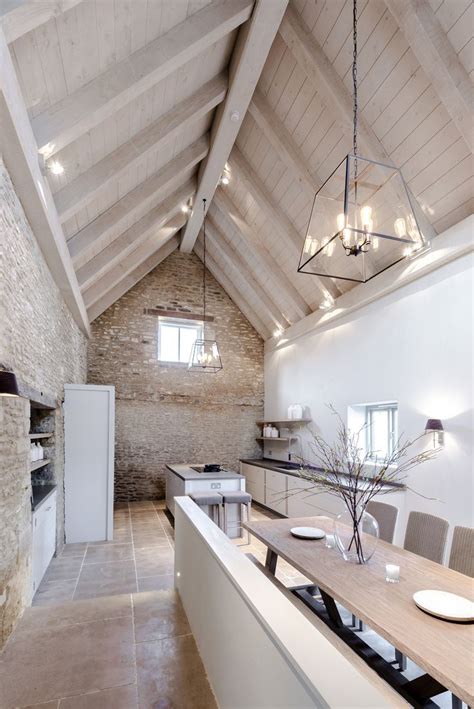 ← tips for lighting vaulted ceiling. The 25+ best Vaulted ceiling lighting ideas on Pinterest ...