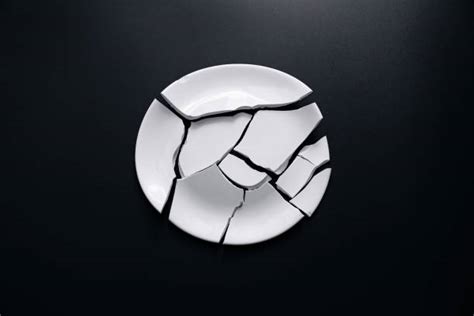 17600 Broken Plate Stock Photos Pictures And Royalty Free Images Istock