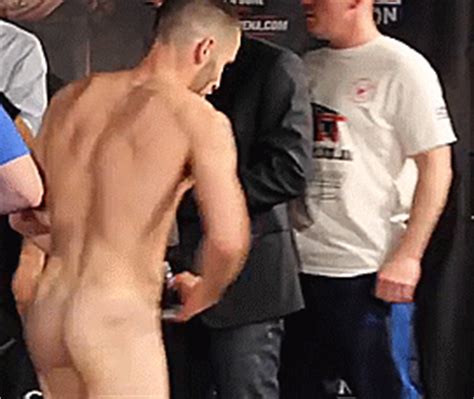 Foto De El Boxeador Ryan Farrag Se Desnuda Al Ser Pesado Cromosomax