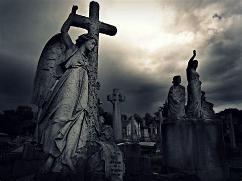 Goth • Cemetery Cemetery Angel Statues Cemeteries