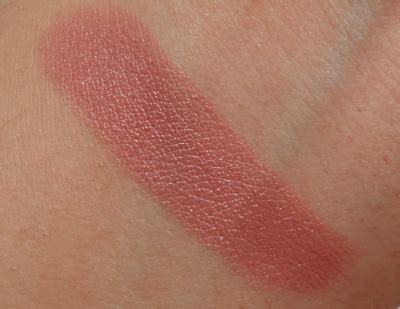 Makeup Revolution Chauffeur Rose Gold Lipstick Review
