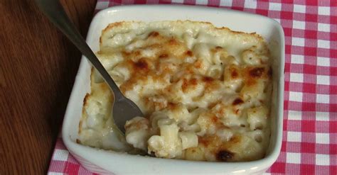 .cheese o maccheroni al formaggio sono un piatto della tradizione americana: Mac and cheese maccheroni al formaggio ricetta americana ...