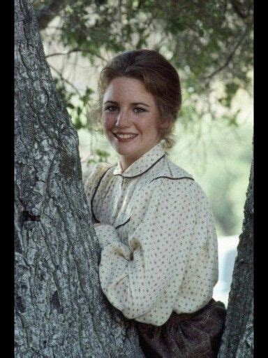 Melissa Gilbert As Laura Ingalls Wilder With Images Little House