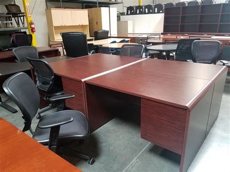 Office chairs, desks, filing cabinets, conference tables, office cubicles & call centers, office workstations. 20180611_150353 - PnP Office Furniture