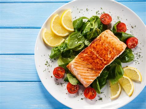 Water, liquid smoke, peanut oil, garlic puree, fresh lemon juice and 6 more. Chef's Choice: 4 Great Grilled Fish Marinade Recipes