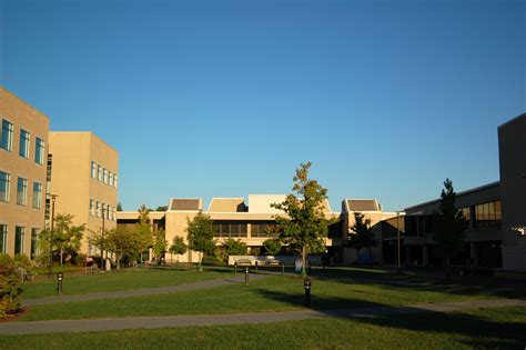 Filehoward Community College Quad