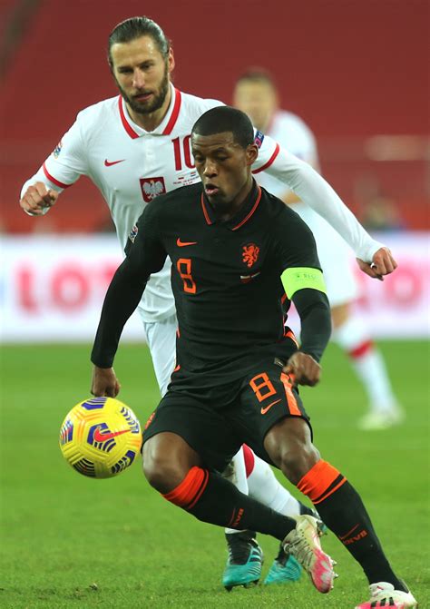 Tymczasem w meczu to gracze wysp brytyjskich w 11. To on zdobył zwycięskiego gola. Georginio Wijnaldum ...