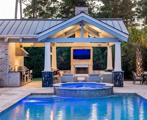 Check out out massive photo gallery showcasing 52 cool indoor swimming pool designs. Awesome pool house designs that will make your pool space ...