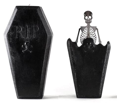 Coffin Candles Melt to Reveal a Skeleton - Spookily Halloween!
