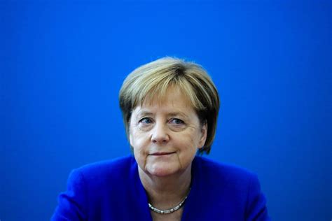 Angela dorothea merkel (née kasner; Wirbel um Merkel-Aussagen: alles nur Fake News? | Radio ...