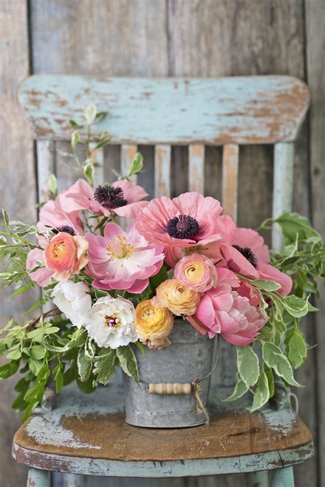 Galvanized Bucket Vasecountryliving Easter Floral Centerpieces Easter