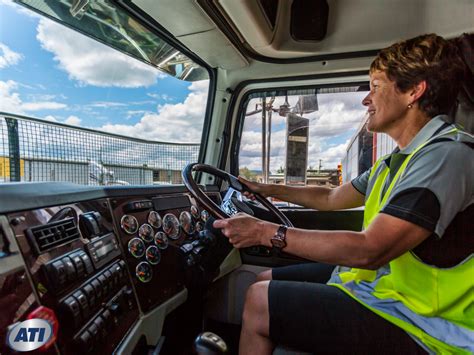 Women Truck Drivers A Growing Demand In The Commercial Driving Industry