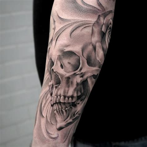 Black And Gray Skull Artist Janissvars Blackandgray Blackngray Skull Tattoos Skull