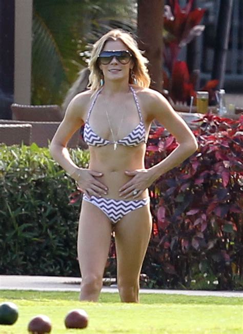 Leanne Rimes Shows Off Her Body While Playing Beer Fueled Bochee Ball Photos The