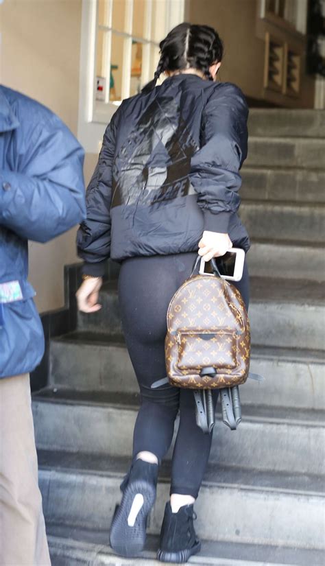 Kylie Jenner In Leggings 15 Gotceleb