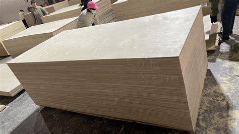 Best Price Laminated Marine Melamine Plywood Phenolic Film Faced Plywood Sheet Glue E0 High