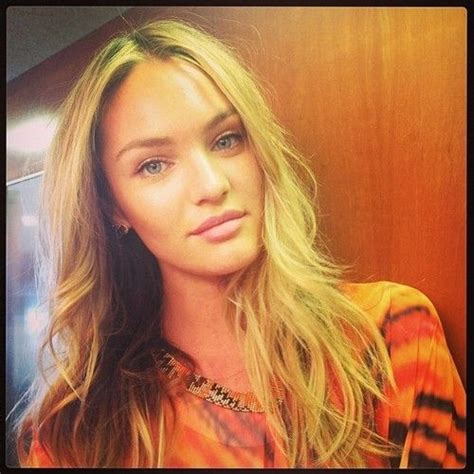 Candice Swanepoel Natural Looking Makeup Beach Waves Candice
