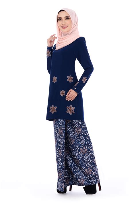 Baju kurung moden famous suraya. Baju Kurung D'YANA Felora - BJK3065-D - Dark Blue | D'YANA
