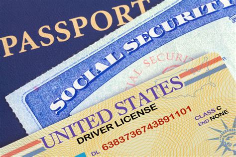 Best Drivers License Card Stock Photos Pictures And Royalty Free Images