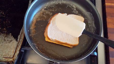 Making A Grilled Cheese Youtube