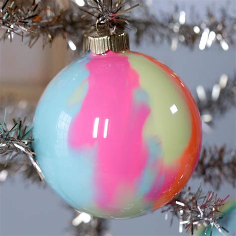 30+ Christmas Ornament Painting Ideas