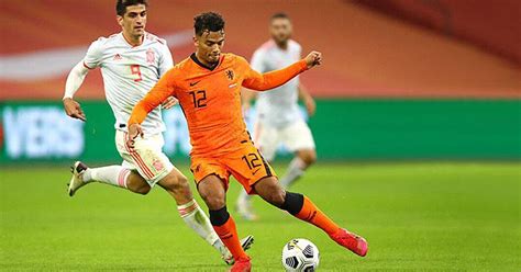 Wijndal & hatzidiakos | az in epe. 'Wijndal verdient basisplek in Oranje' | Voetbal ...