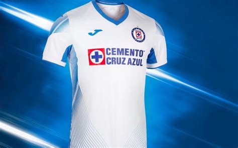 Previo Al Campeón De Campeones Cruz Azul Presenta Nuevo Uniforme
