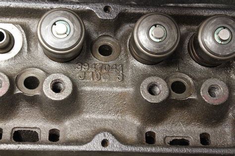 A Guide To Vortec Vs Oe Small Block Chevy Heads Chevy Chevy Ls