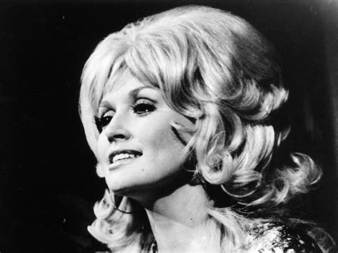 dolly parton country music stars country singers 70s musicians dolly parton pictures hello