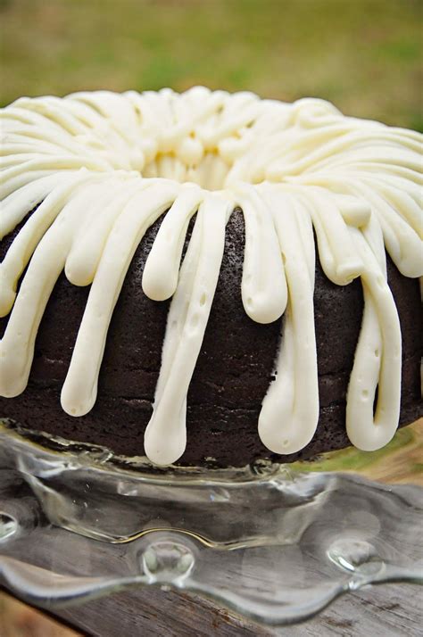 Chocolate Bundt Cake With Cream Cheese Frosting Chocolate Bundt Cake Cake Toppings Cake With