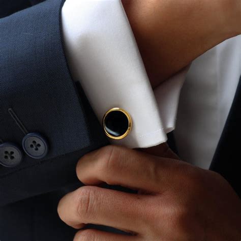A Mans Ultimate Style On How To Wear Cufflinks In 2022 How To Put O