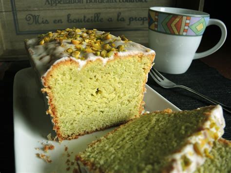 Avocado limetten kuchen mit kiwi sauce sugarheaven. Saftiger Avocado-Limetten-Kuchen - Chilirosen