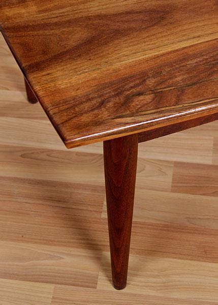 The style has been popping up seemingly everywhere recently, from luxury hotels to some of the world's chicest residences. Refinished Small Walnut Mid Century Modern Coffee Table