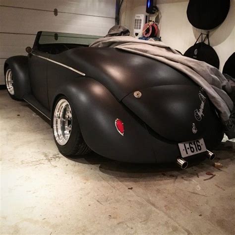 This Guy Transformed A 1961 Vw Beetle Deluxe Into A Black Matte