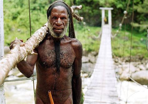 About History 4 Virtually Uncontacted Tribes That The Outside World