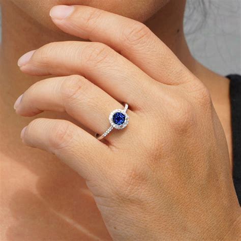 15 Carat Round Classic Sapphire And Diamond Vintage Engagement Ring On