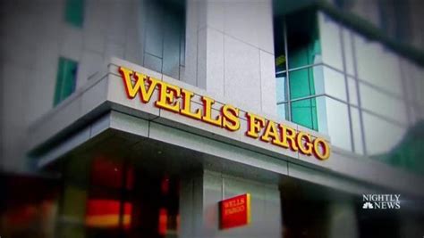 Former Head Of Wells Fargo Banned From Banking After Role In Sales Scandal Info