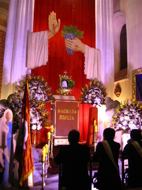 Resultado De Imagen Para Monumentos Semana Santa Decoración Del Altar Decoraciones De Altar