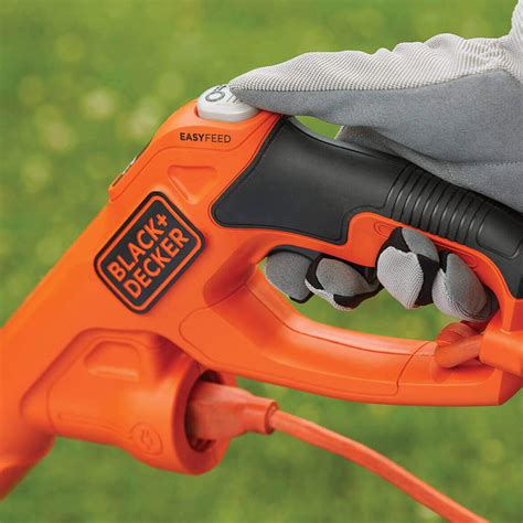 Black And Decker Beste620 14 65 Amp Easyfeed Electric String Trimmer