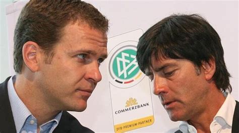 Der fußball bestimmt löws leben. Löw bleibt Bundestrainer - Auch Bierhoff bis 2012 - Fußball Neckar-Alb - Reutlinger General ...