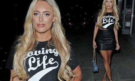 Towies Amber Turner Oozes Sex Appeal For Essex Night Out Daily Mail