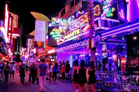 Nightlife Glamours Vibrancy All In Bangkok Wrytin