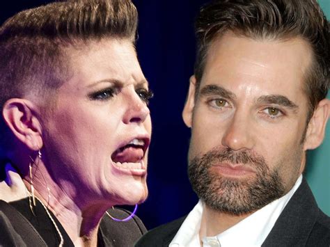 Natalie Maines Estranged Husband Wants Her To Cut Monthly Dixie Checks