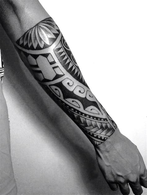 Maori Polynesian Tatouage Maorie Avant Bras Tatouage Maori Tatouage